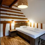 Alojamento de Turismo Rural Turisticna Kmetija Grabnar Bled