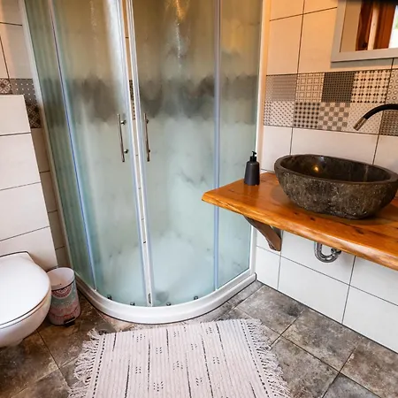 Turisticna Kmetija Grabnar Lantgård Bled