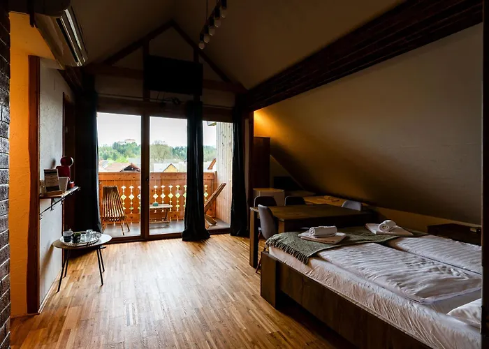 农家乐 Turisticna Kmetija Grabnar